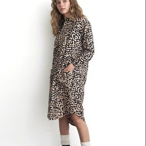 Osei duro handmade causa dress in EZ maze size M